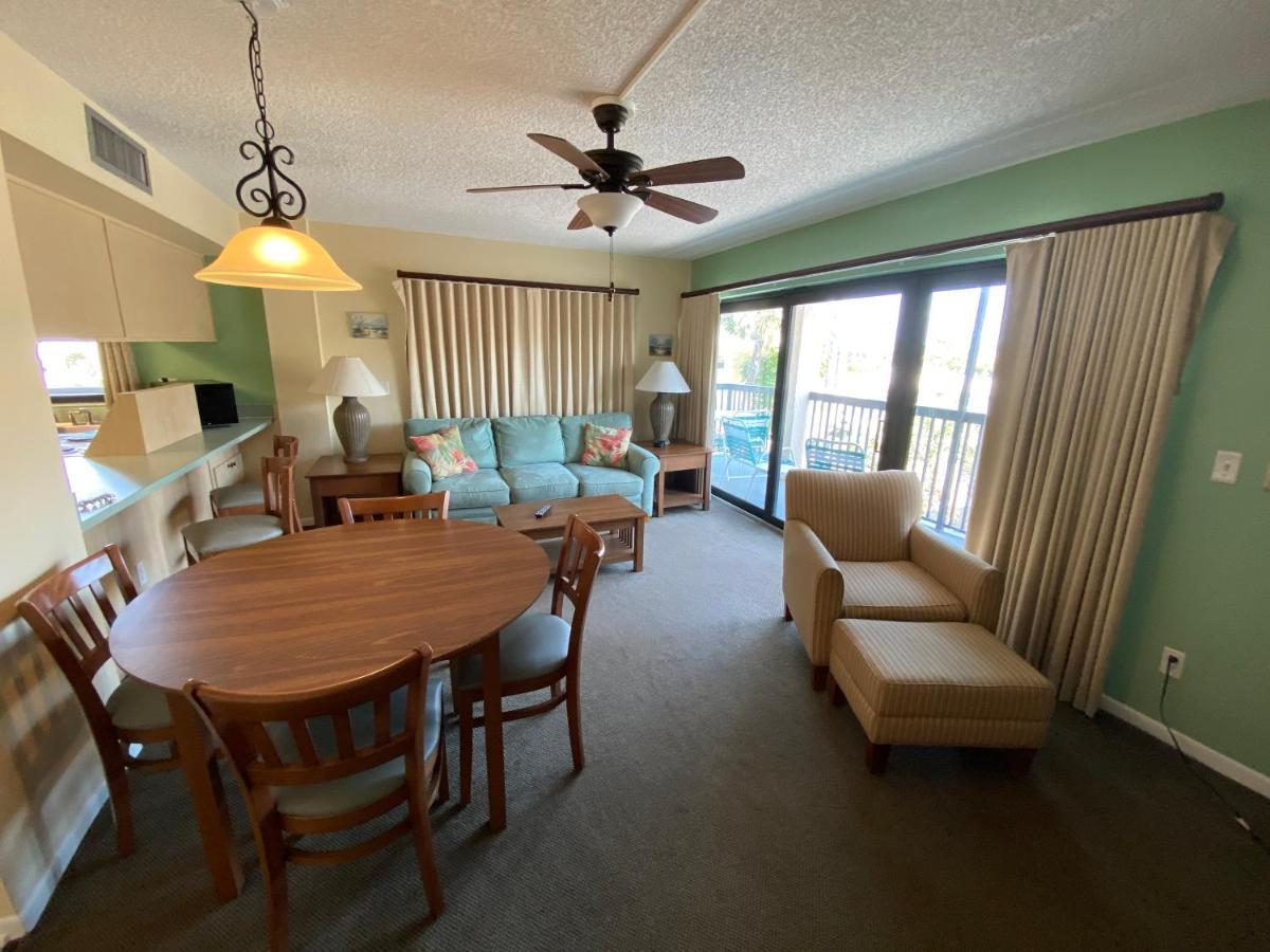 All Seasons Vacation Resort By Liberte Madeira Beach Exterior photo
