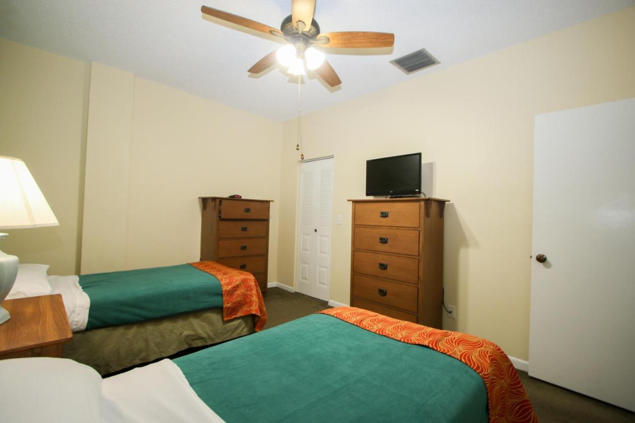 All Seasons Vacation Resort By Liberte Madeira Beach Exterior photo