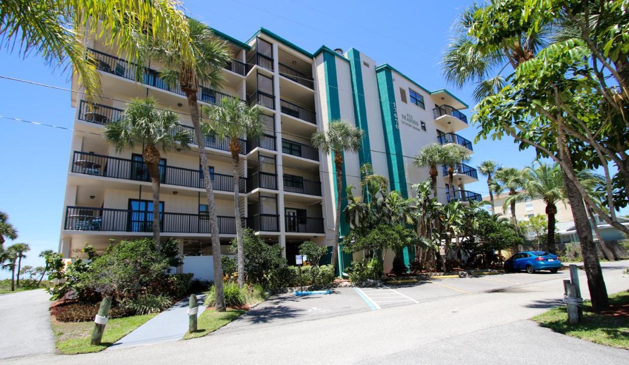All Seasons Vacation Resort By Liberte Madeira Beach Exterior photo