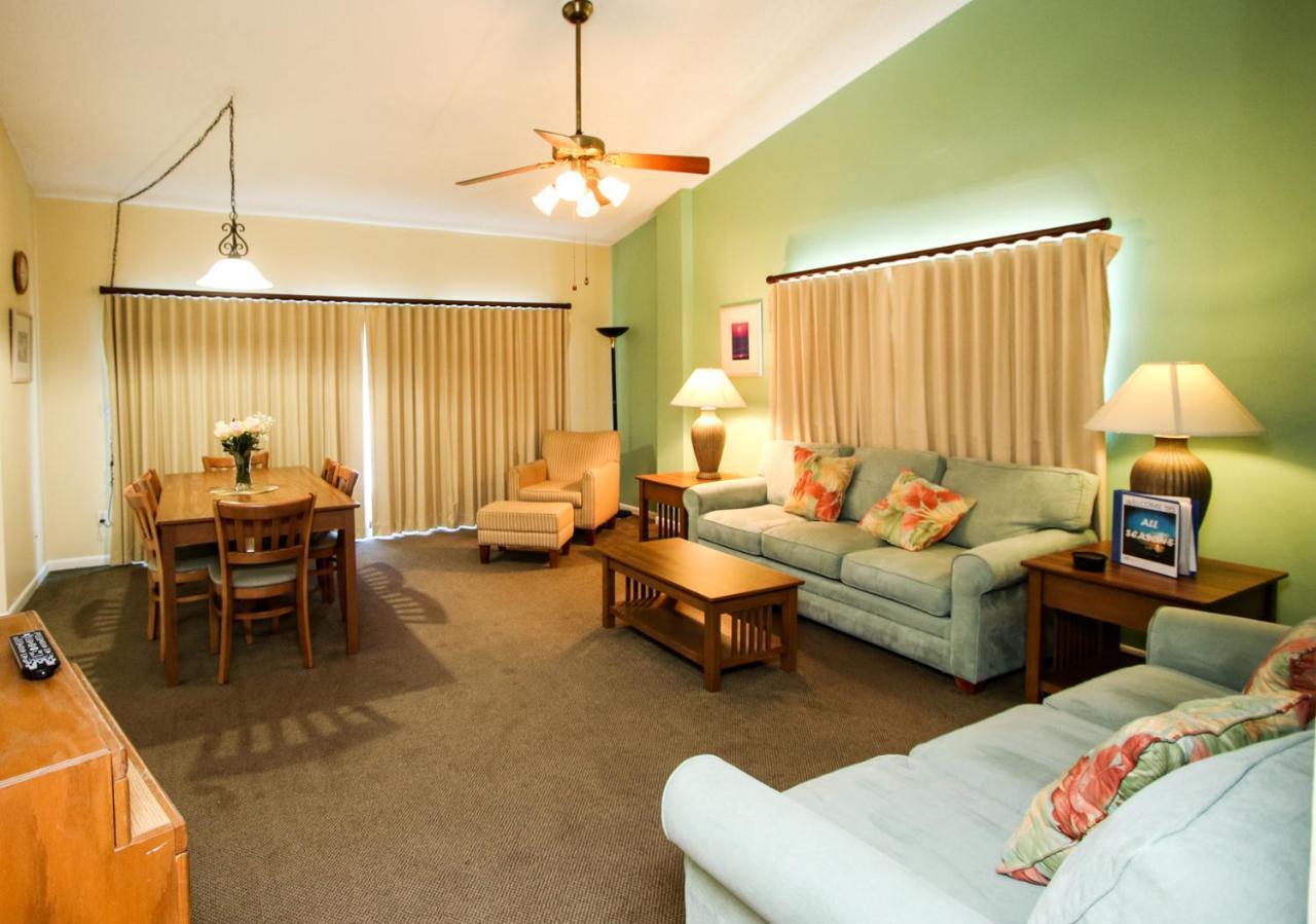 All Seasons Vacation Resort By Liberte Madeira Beach Exterior photo