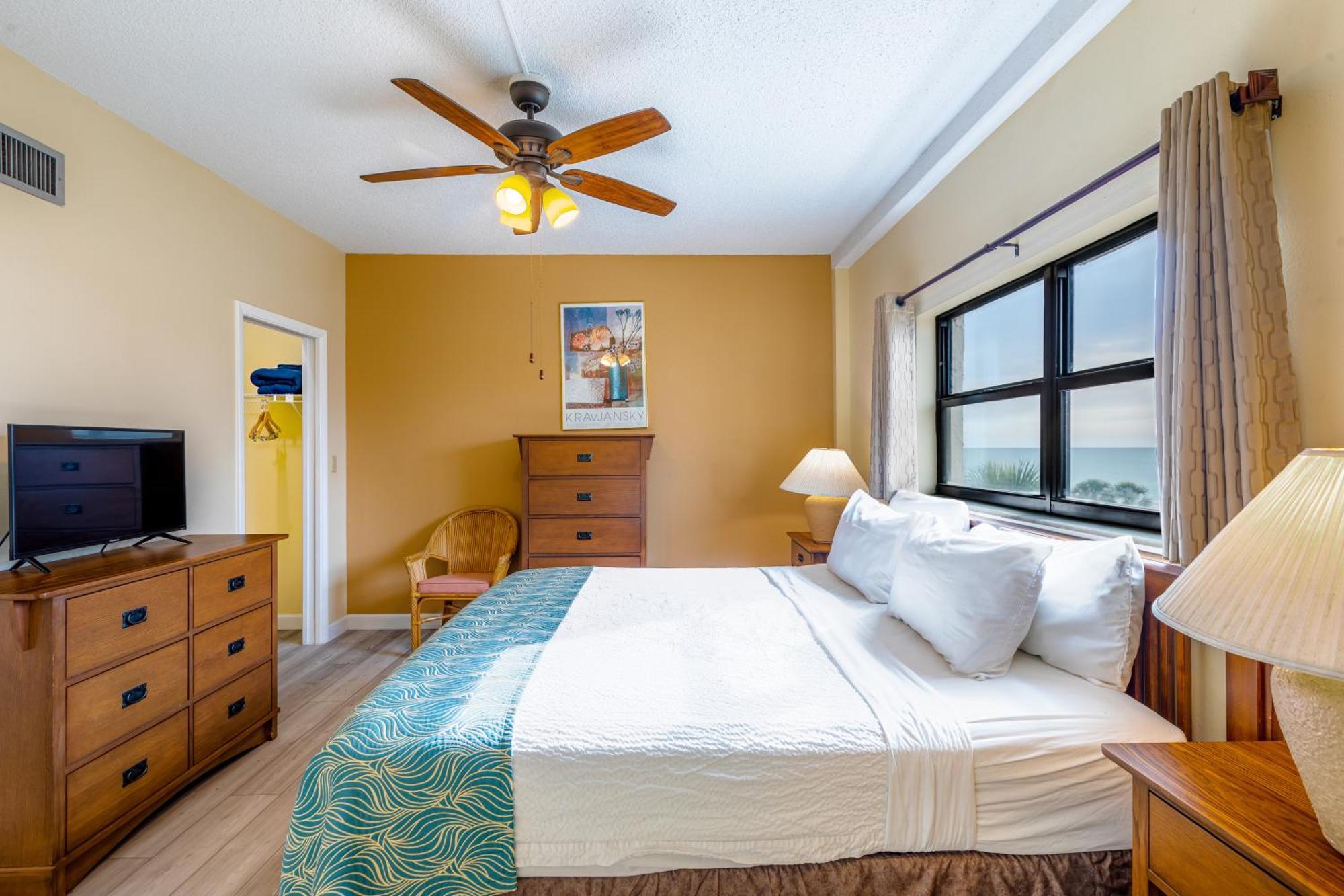 All Seasons Vacation Resort By Liberte Madeira Beach Exterior photo